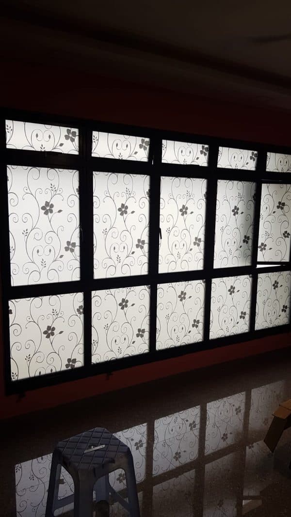 Basic Deco floral decorative film on window panels